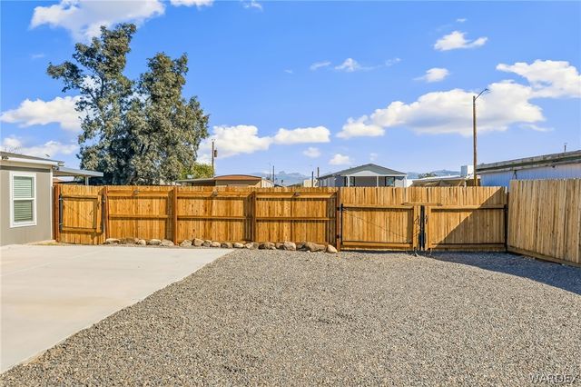 432 Coral Reef Drive, Bullhead City, AZ 86442