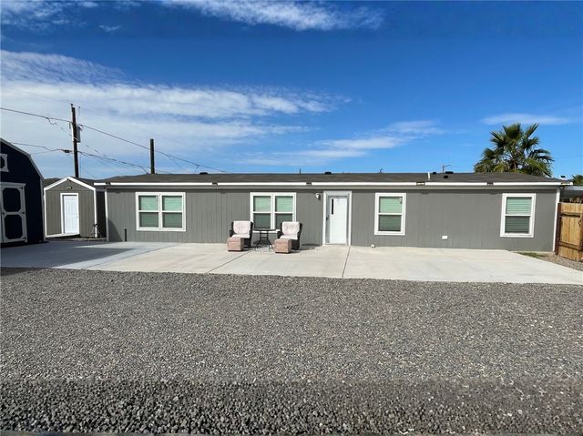 432 Coral Reef Drive, Bullhead City, AZ 86442