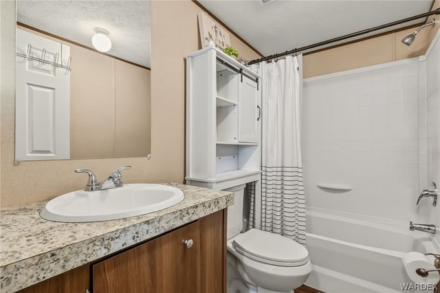 432 Coral Reef Drive, Bullhead City, AZ 86442