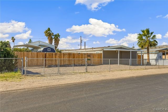 432 Coral Reef Drive, Bullhead City, AZ 86442