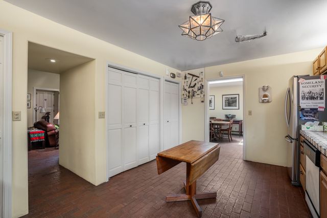 541 Agua Fria, Santa Fe, NM 87501