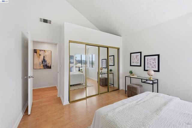 25930 Kay Ave 302, Hayward, CA 94545