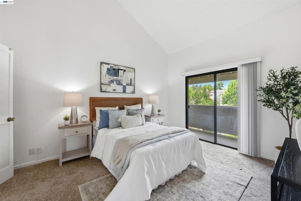 Image 18 of property listing at 25930 Kay Ave 302, Hayward, CA 94545