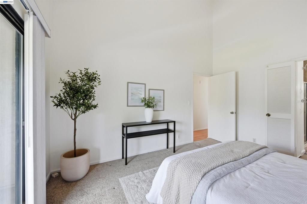 Image 20 of property listing at 25930 Kay Ave 302, Hayward, CA 94545