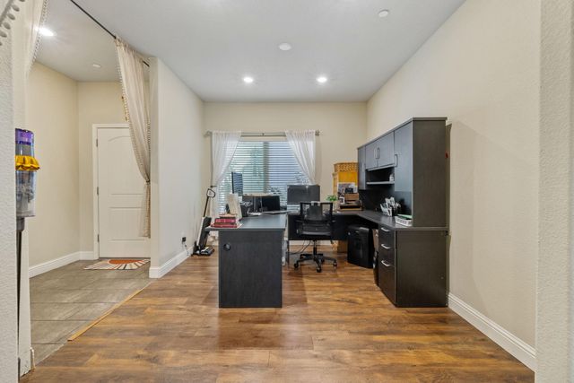 3723 W Vine Avenue, Visalia, CA 93291