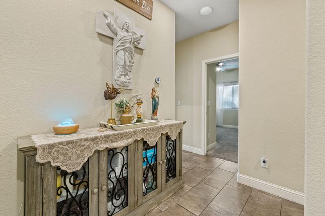 3723 W Vine Avenue, Visalia, CA 93291