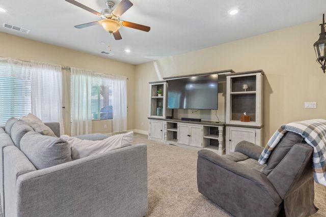 3723 W Vine Avenue, Visalia, CA 93291