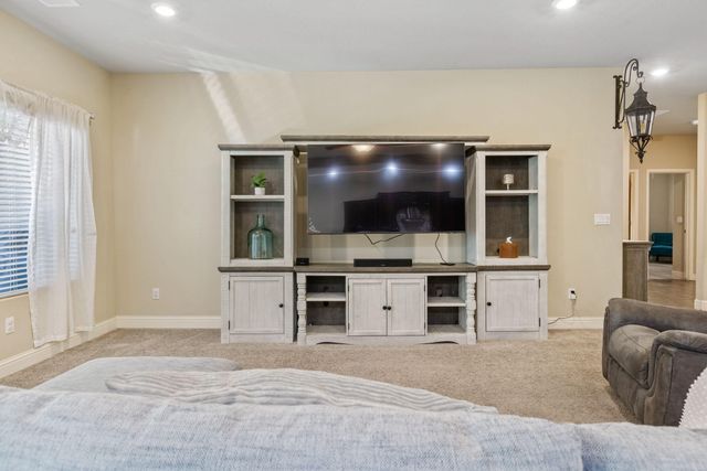 3723 W Vine Avenue, Visalia, CA 93291