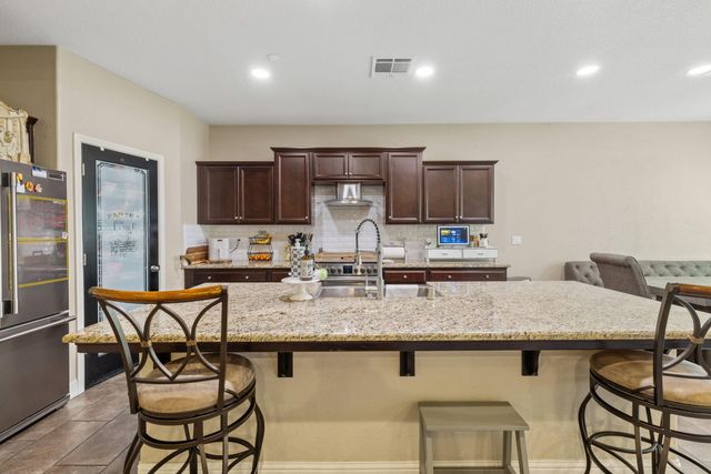 3723 W Vine Avenue, Visalia, CA 93291