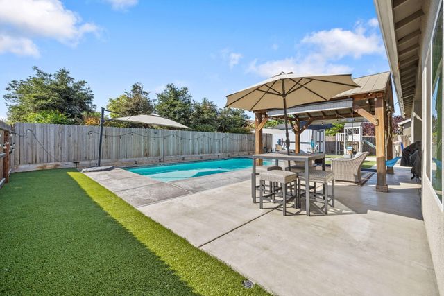 3723 W Vine Avenue, Visalia, CA 93291