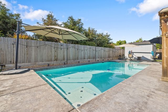 3723 W Vine Avenue, Visalia, CA 93291