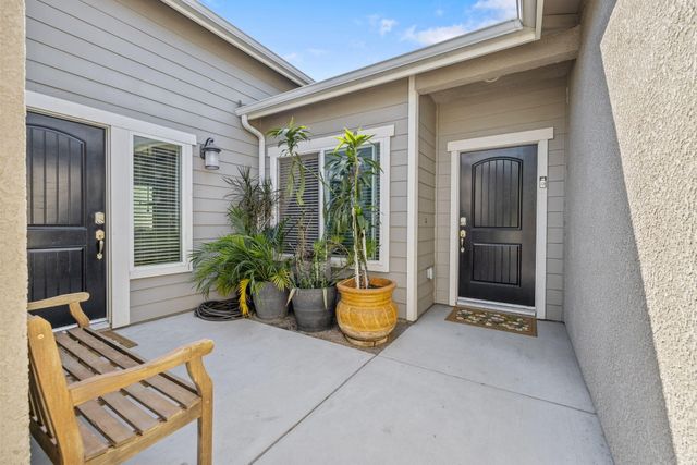 3723 W Vine Avenue, Visalia, CA 93291