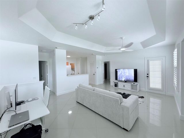 805 Belmont Pl 805, Boynton Beach, FL 33436