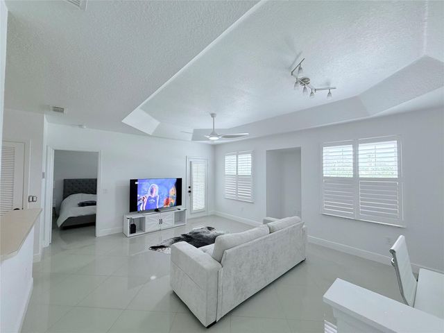 805 Belmont Pl 805, Boynton Beach, FL 33436