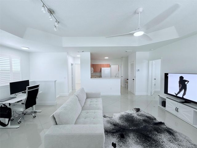 805 Belmont Pl 805, Boynton Beach, FL 33436