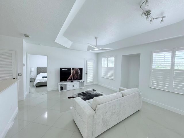 805 Belmont Pl 805, Boynton Beach, FL 33436