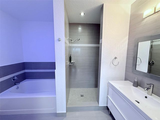 805 Belmont Pl 805, Boynton Beach, FL 33436