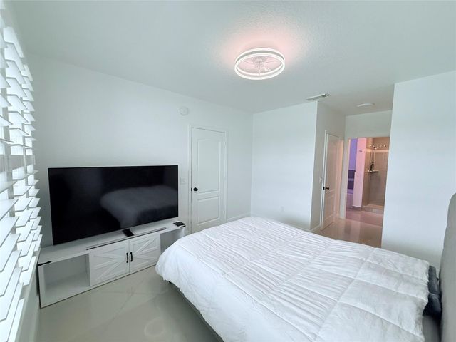 805 Belmont Pl 805, Boynton Beach, FL 33436