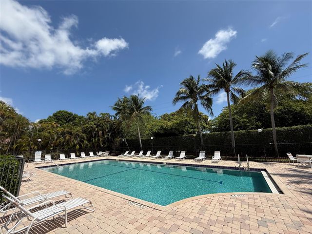 805 Belmont Pl 805, Boynton Beach, FL 33436