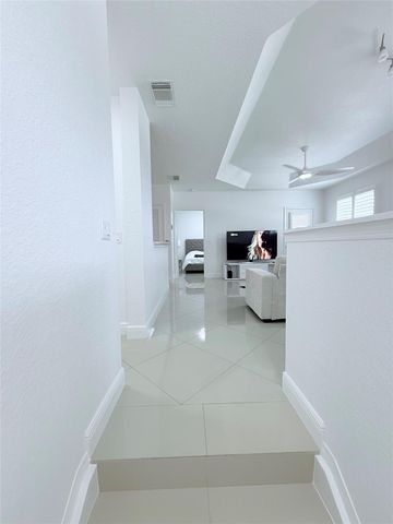 805 Belmont Pl 805, Boynton Beach, FL 33436