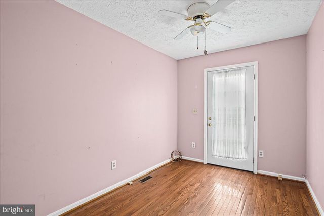 560 ELIZABETH LN, Glen Burnie, MD 21061