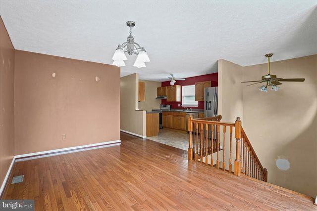 560 ELIZABETH LN, Glen Burnie, MD 21061