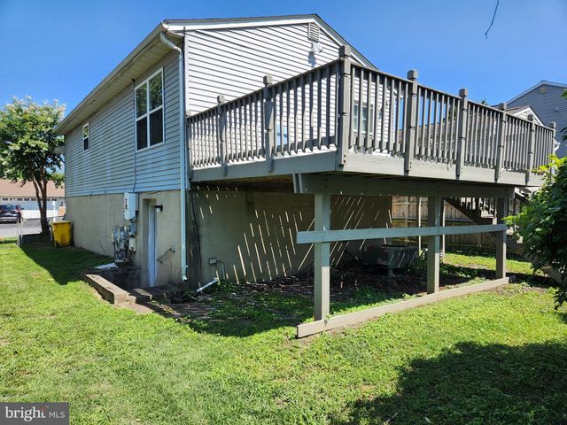 560 ELIZABETH LN, Glen Burnie, MD 21061