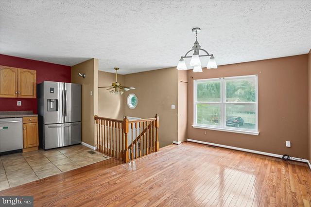 560 ELIZABETH LN, Glen Burnie, MD 21061