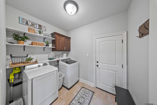 148 Red Maple Dr, Gray, LA 70359