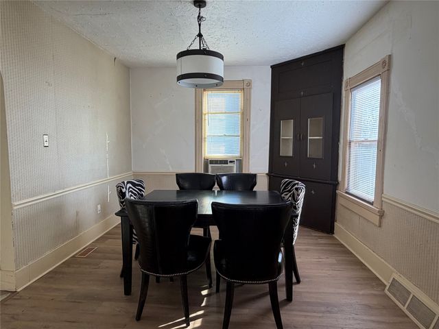 1547 Arlington Avenue, Des Moines, IA 50314