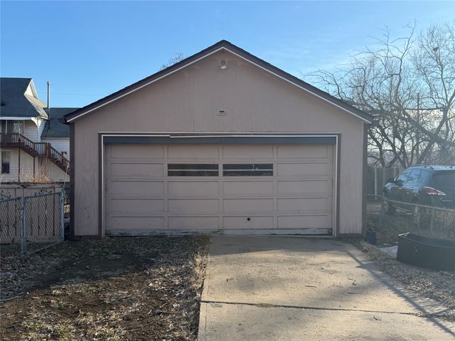 1547 Arlington Avenue, Des Moines, IA 50314