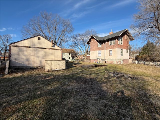 1547 Arlington Avenue, Des Moines, IA 50314