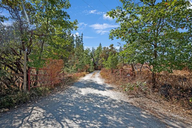 2160 Nelson Rd, Camino, CA 95709