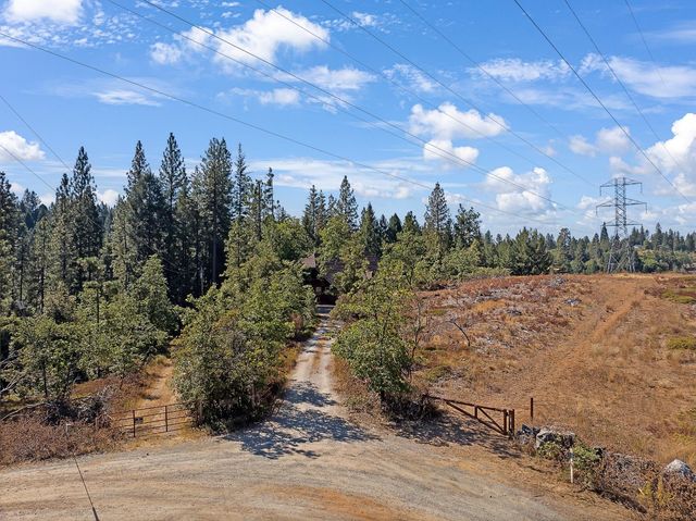 2160 Nelson Rd, Camino, CA 95709