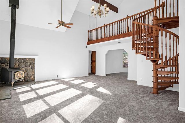 2160 Nelson Rd, Camino, CA 95709