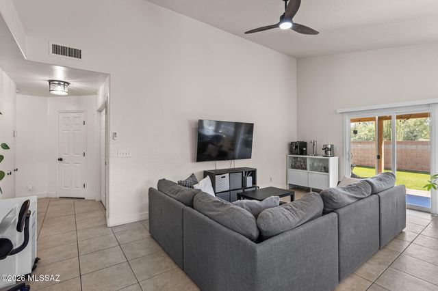 1898 N Hayden Drive, Tucson, AZ 85715