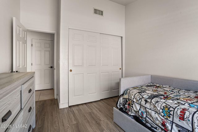 1898 N Hayden Drive, Tucson, AZ 85715