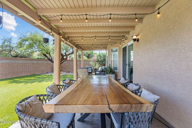 1898 N Hayden Drive, Tucson, AZ 85715