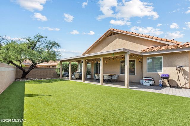 1898 N Hayden Drive, Tucson, AZ 85715
