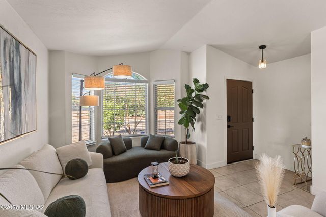 1898 N Hayden Drive, Tucson, AZ 85715