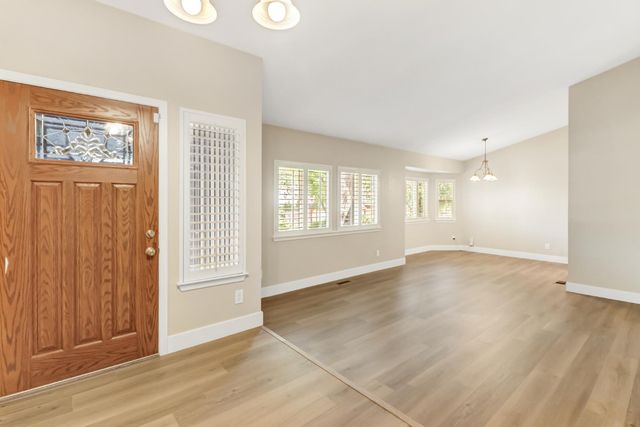5945 Aspen Ct, Rocklin, CA 95677