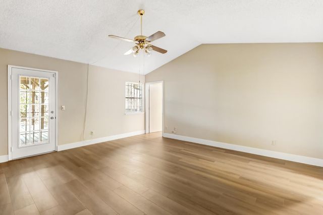 5945 Aspen Ct, Rocklin, CA 95677