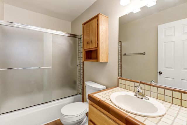 5945 Aspen Ct, Rocklin, CA 95677