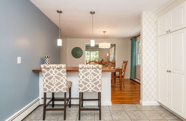 29 Doncaster Circle, Lynnfield, MA 01940