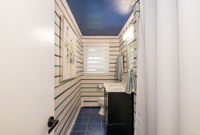 29 Doncaster Circle, Lynnfield, MA 01940