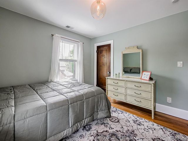 415 Meridan Street, Dearborn, MI 48124