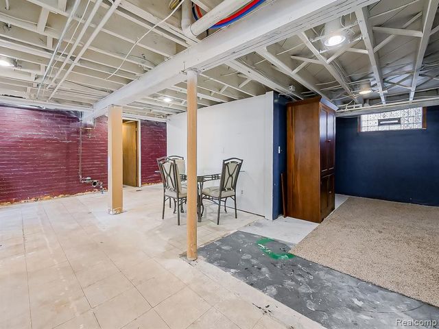 415 Meridan Street, Dearborn, MI 48124