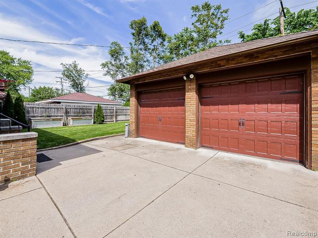 415 Meridan Street, Dearborn, MI 48124