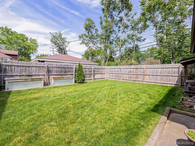 415 Meridan Street, Dearborn, MI 48124