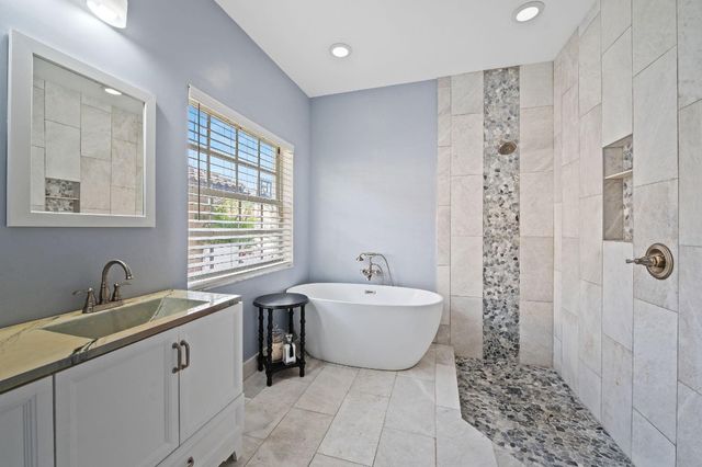 4080 NW 83rd Lane, Coral Springs, FL 33065